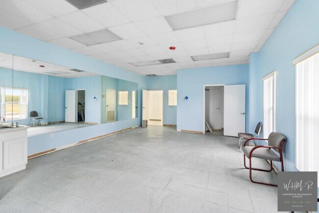 Building Photo - 926 Quincy St