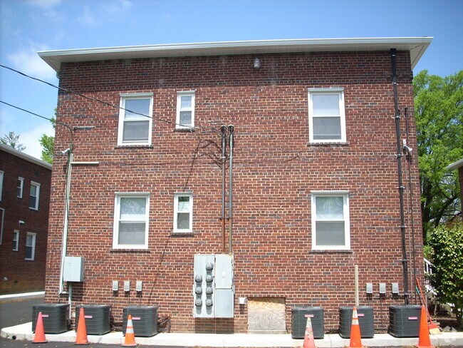 Building Photo - 3714 N 7th St