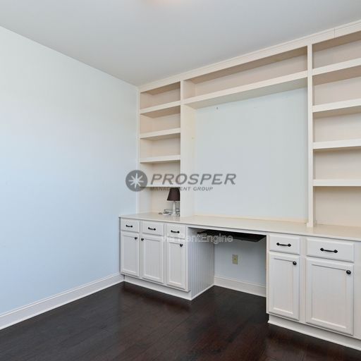 Building Photo - 709 Ravel Ct