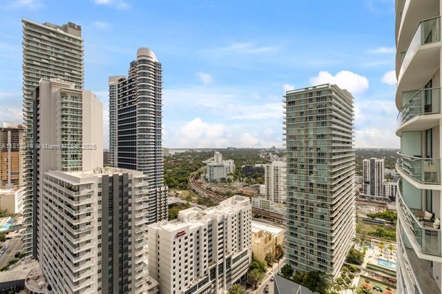 Building Photo - 1100 S Miami Ave
