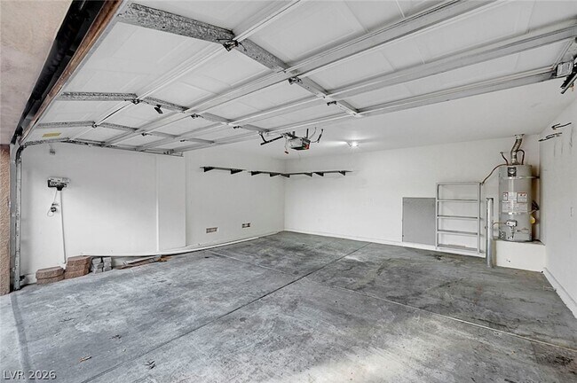 Building Photo - 514 Eresma St