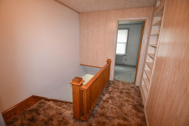 Building Photo - Large Home in Loganton with 1 Car Garage!