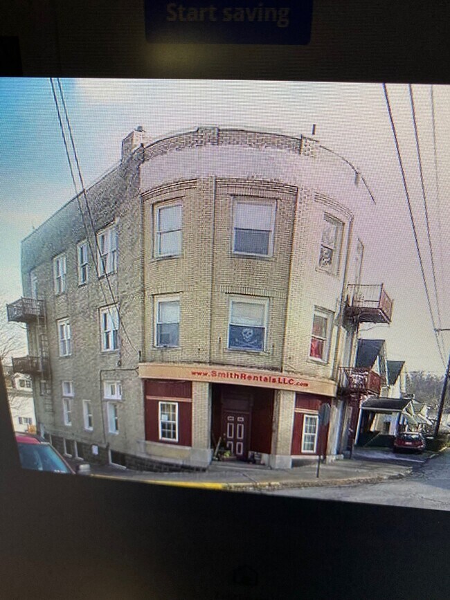 Primary Photo - 460 Wilson Ave