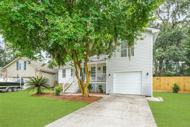 Building Photo - 529 Pointe S Dr