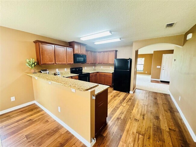 Building Photo - 1090 Woodlark Dr