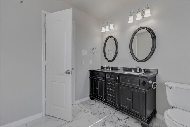 Building Photo - 11251 Wild Goose Dr