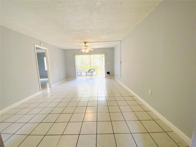 Building Photo - 7519 Pitch Pine Cir