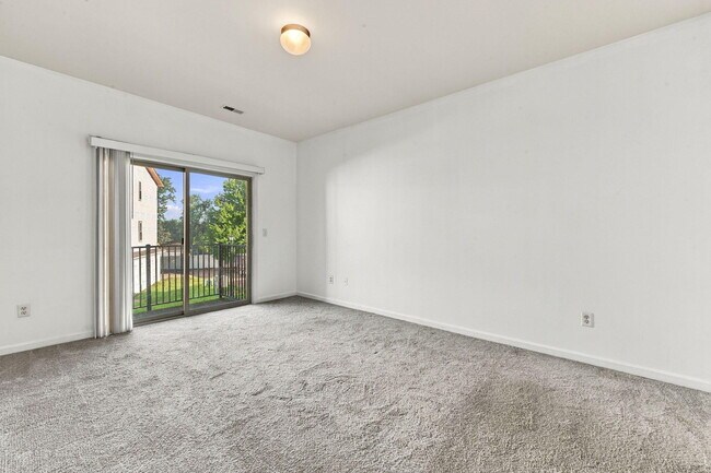 Building Photo - 113 Legato Dr