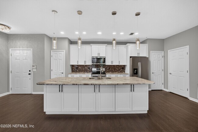 Building Photo - 11251 Campfield Dr
