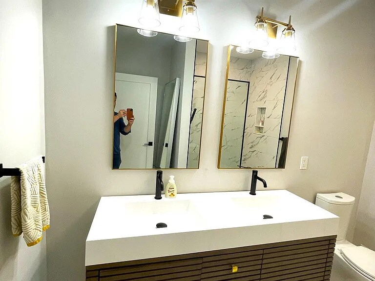 Building Photo - 37 Horace St