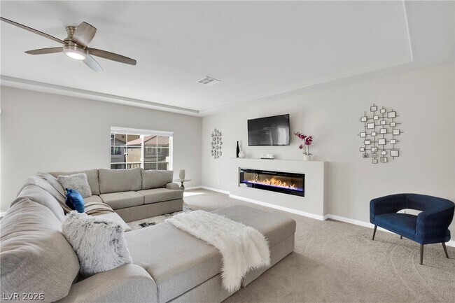 Building Photo - 9770 Hawk Crest St