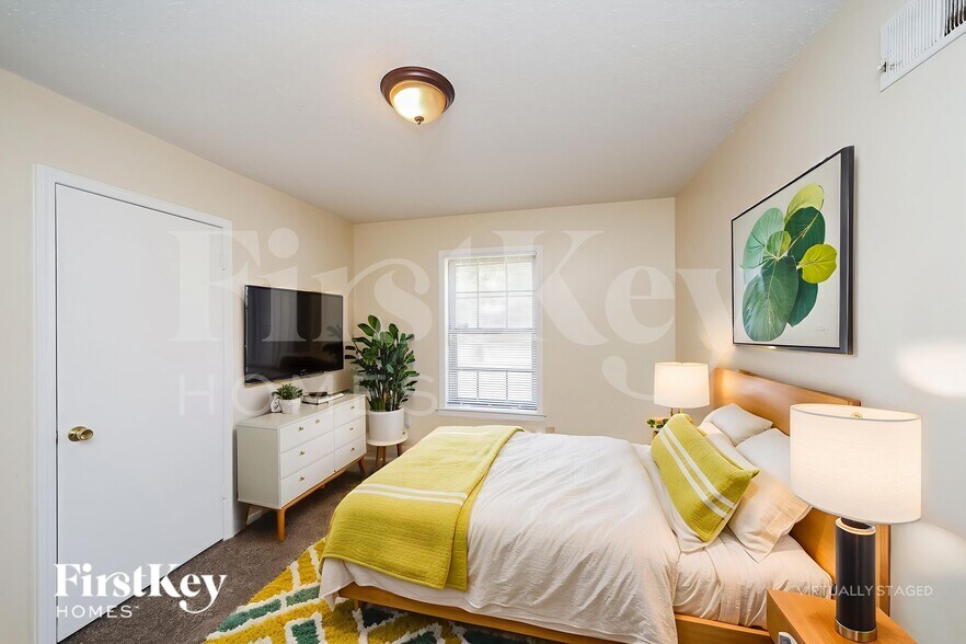 Building Photo - 1374 Greenland Rd