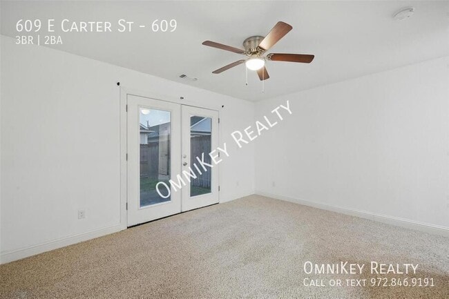 Building Photo - 609 E Carter St