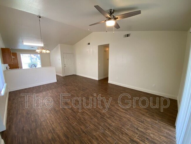 Building Photo - 4300 E Feemster Ave