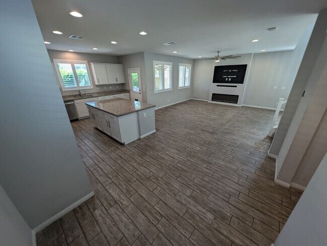 Building Photo - 8096 Skye Roar Ct
