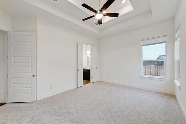 Building Photo - 206 Olivia Dr