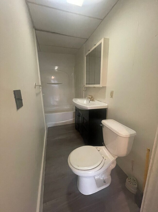 Building Photo - 12-14 E Hoosac Street