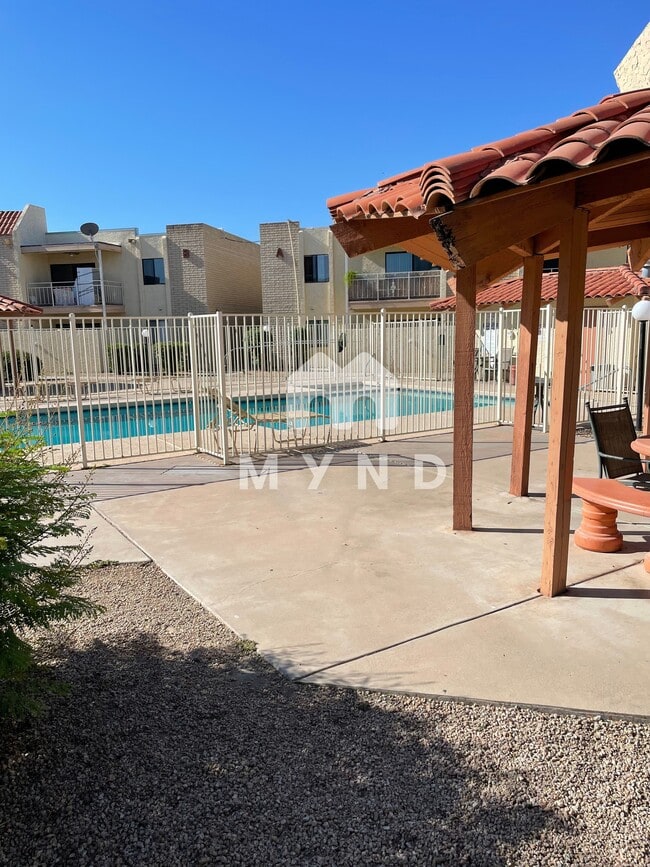 Building Photo - 16635 N Cave Creek Rd