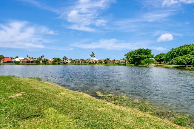 Building Photo - 10872 Tamoron Ln