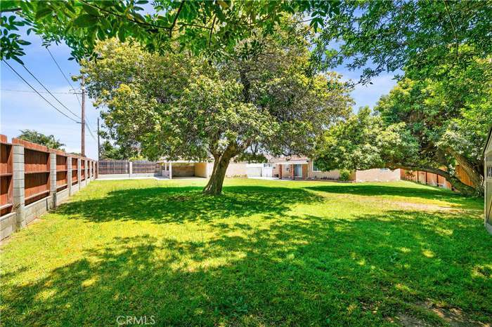 Building Photo - 6253 W 83rd Pl
