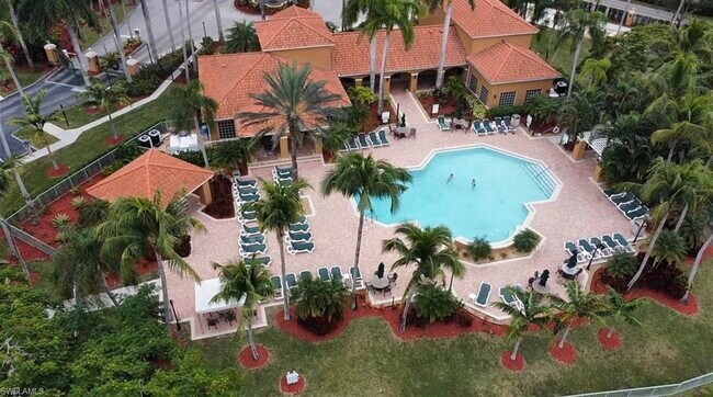 Building Photo - 1230 Wildwood Lakes Blvd