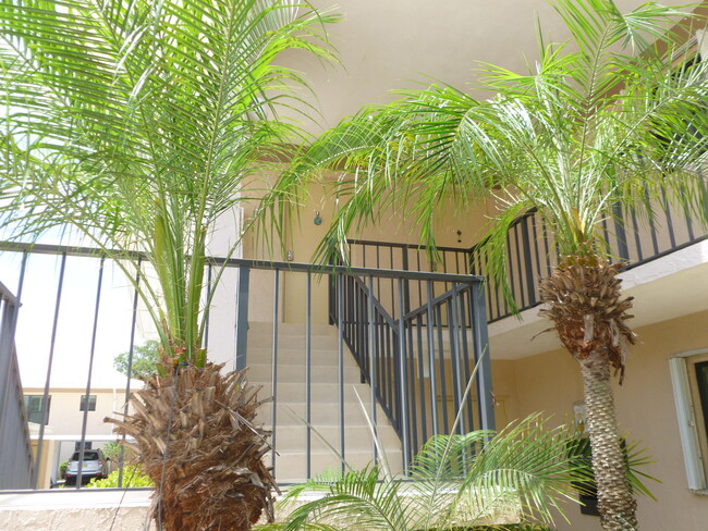 Building Photo - 7 SE Turtle Creek Dr