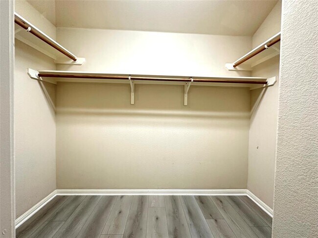 Building Photo - 3114 Karstview Cove