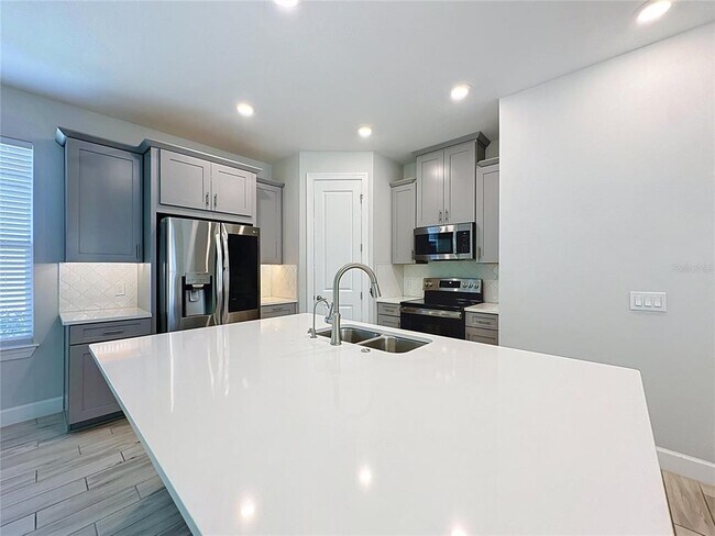 Building Photo - 1057 Umbria Dr