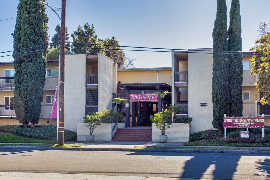 Victoria Apartments 3450 St Torrance CA 90503