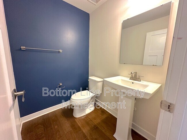 Building Photo - 5087 Crabapple Ln