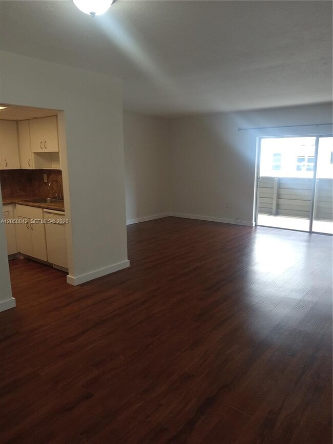 Building Photo - 8315 SW 72nd Ave