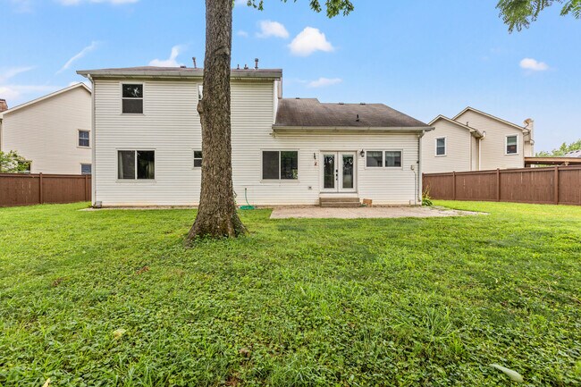 Building Photo - 800 Palomino Ln