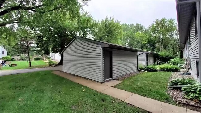 Building Photo - 1386 Arden View Dr