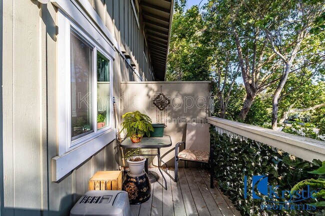 Building Photo - 138 Warwick Dr