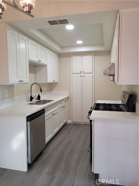 Building Photo - 2367 Gonzaga Ln