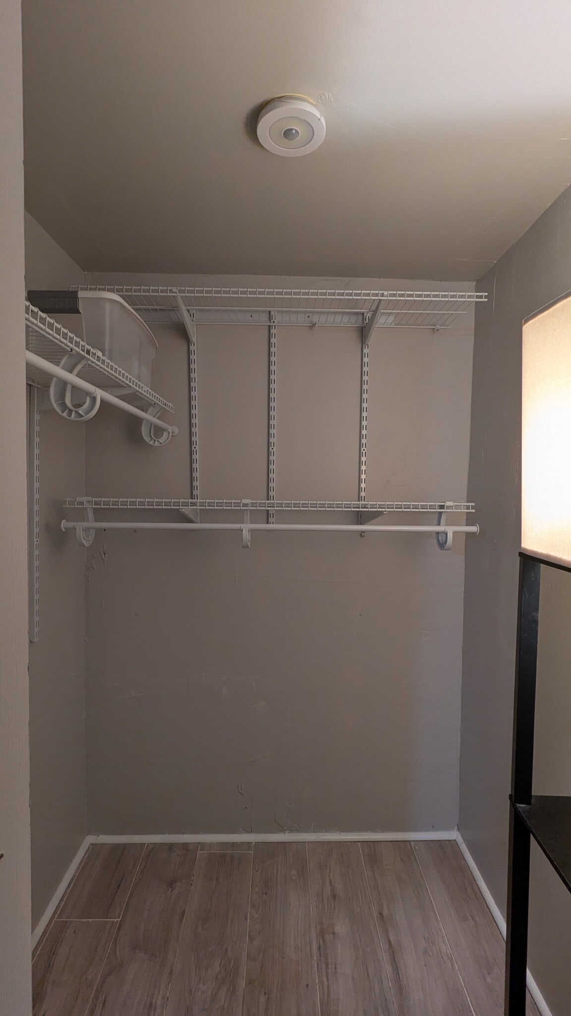 Walk-in Closet - 3182 Latona Dr SW