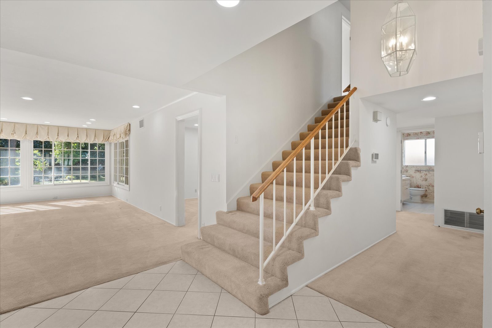 Building Photo - 19100 Castlebay Ln