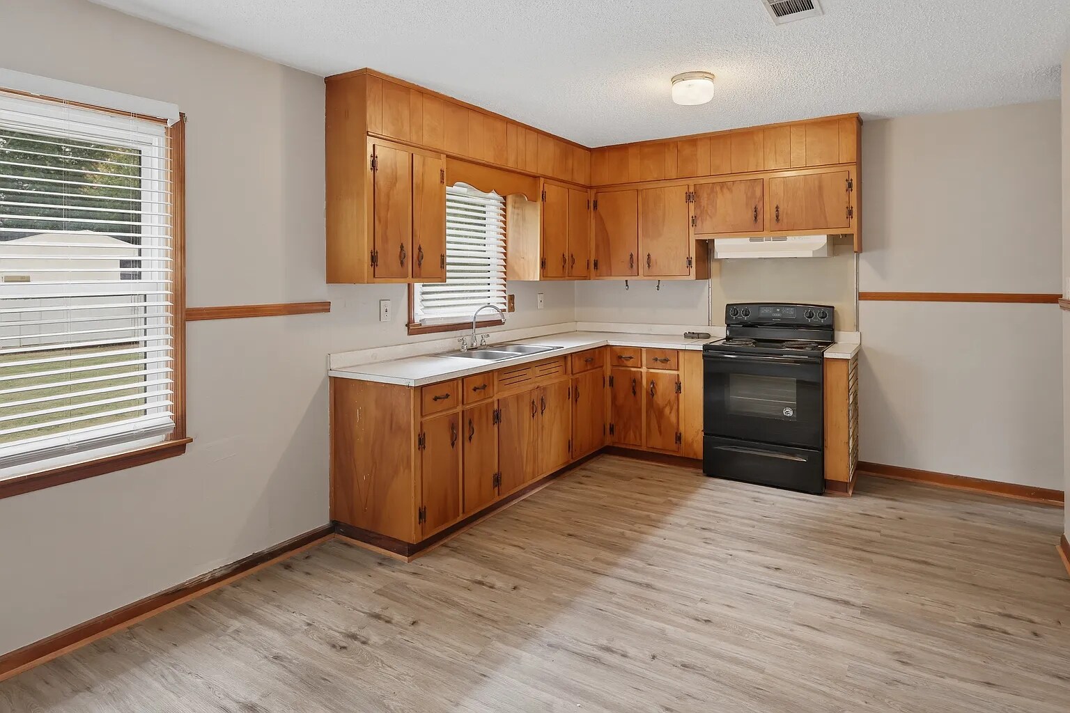 Building Photo - 4442 Millvale Dr SW