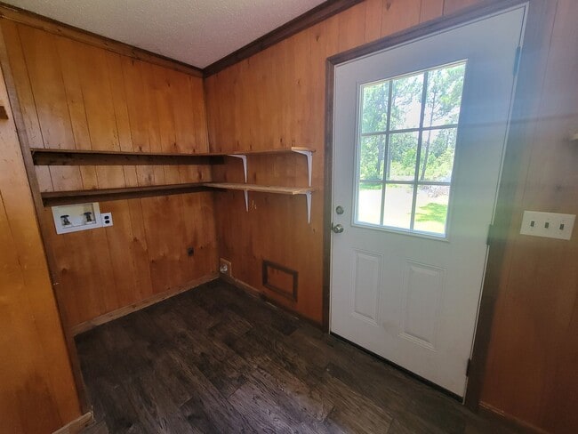 Building Photo - Home in Nashville GA