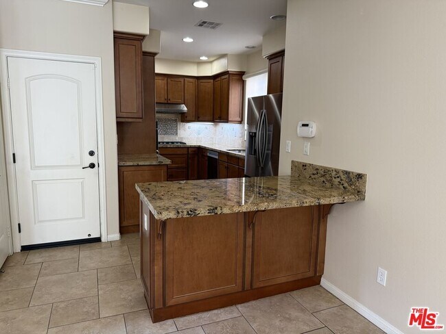 Building Photo - 1120 Columbia Trl