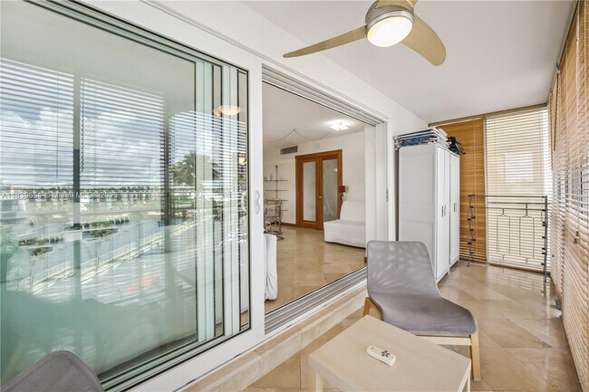 Building Photo - 11111 Biscayne Blvd