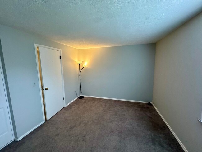 Building Photo - Charming 2 Bed 1 Bath in Cranberry!