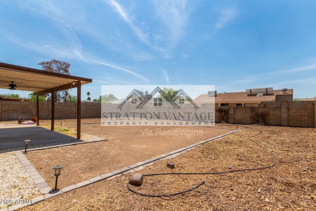 Building Photo - 733 E Halifax St