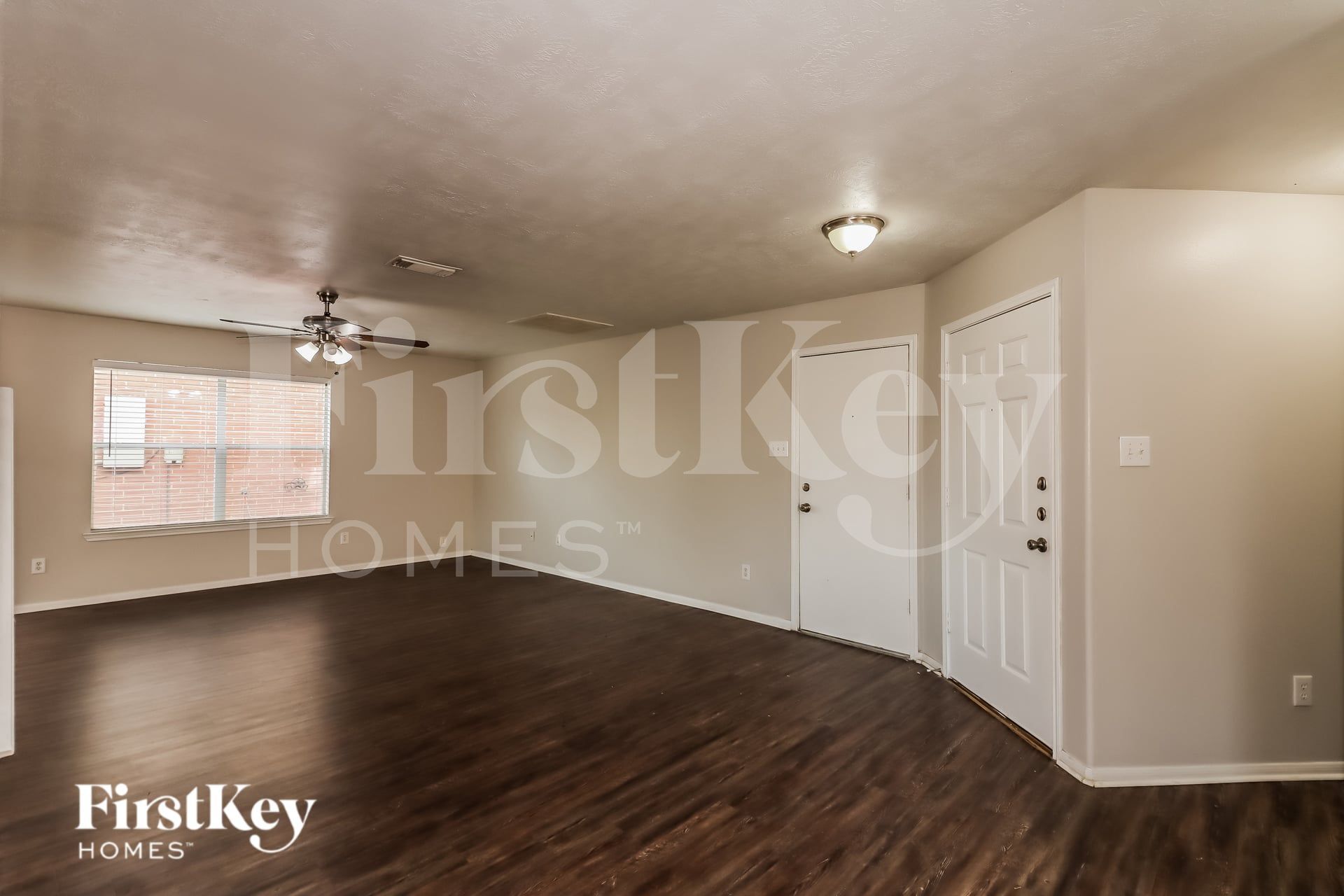 Building Photo - 25339 Barmby Dr