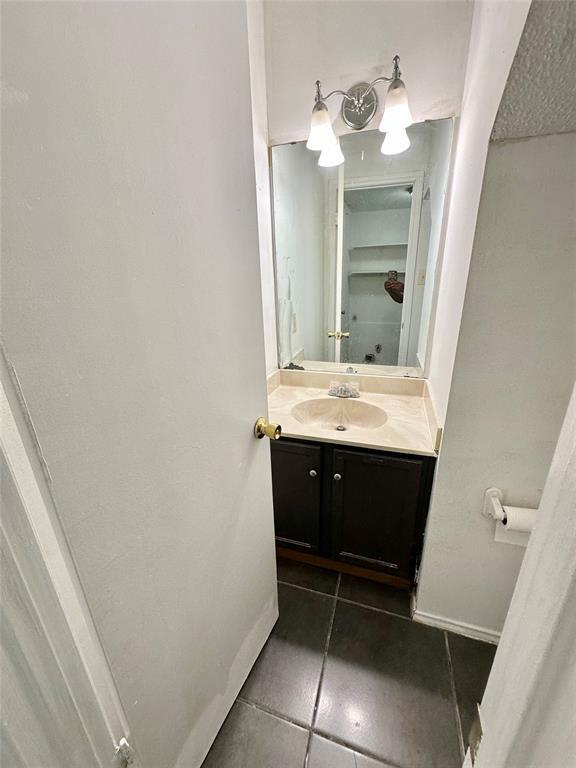 Building Photo - 9103 Japonica Ct