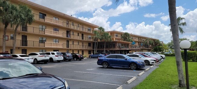 Primary Photo - 9273 SW 8th St