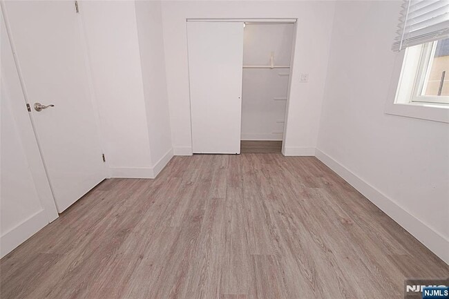 Building Photo - 34 Hilliard Ave