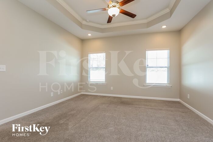 Building Photo - 363 Longhorn Dr