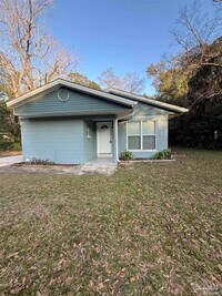 Building Photo - 202 Emerald Ave