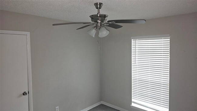 Building Photo - 5111 Scottwood Dr